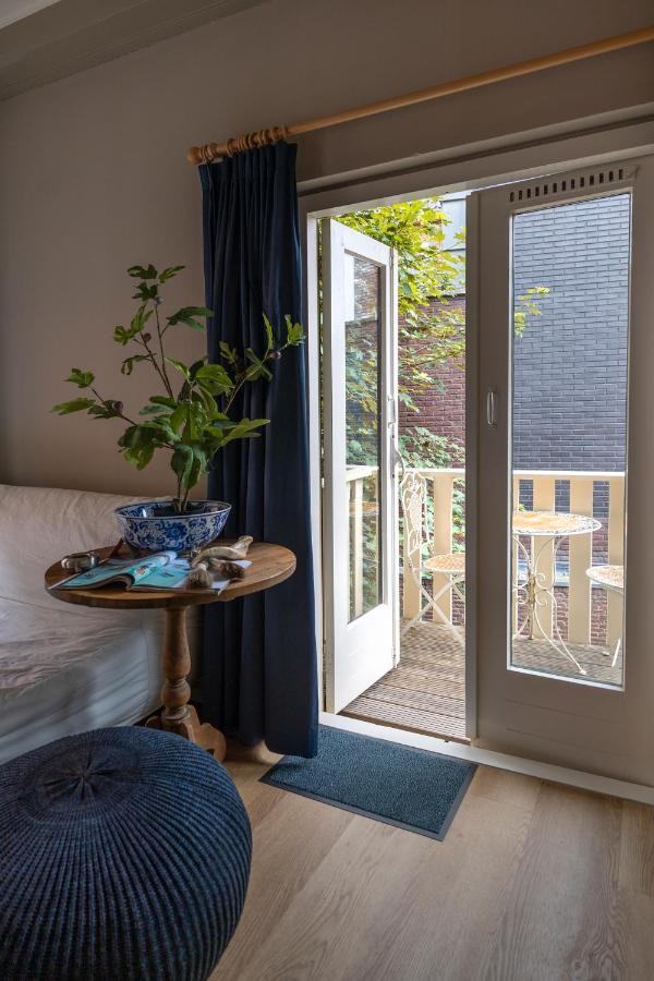 Heritage 17Th Century City Apartment Monsieur Philippe Leeuwarden Exterior photo